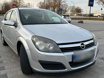 Gebraucht Opel Astra 2005 Grau Limousine