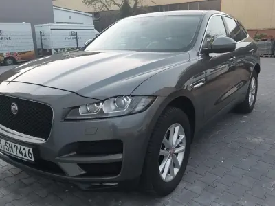 Gebraucht Jaguar F-Pace 180 PS (132 kW) 2016 Grau SUV