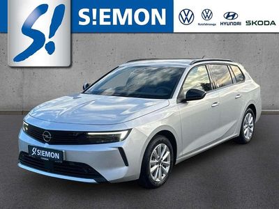 Neu Opel Astra Business Edition 131 PS (96 kW) 2025 Crystal silver metallic Kombi