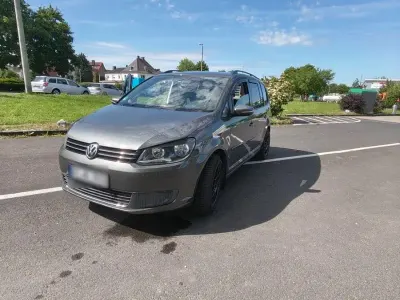 Gebraucht VW Touran 105 PS (77 kW) 2011 Grau Van / Kleinbus