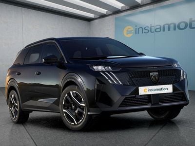 Peugeot e-5008