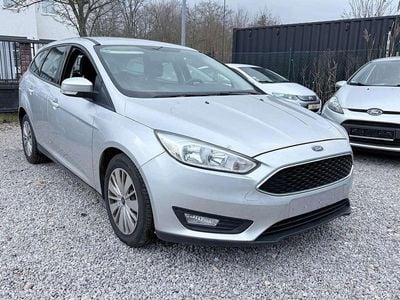 Gebraucht Ford Focus Business Edition 101 PS (74 kW) 2017 Polarsilber metallic Kombi