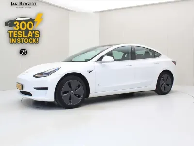 Usata Tesla Model 3 Standard Range 225 kW (306 CV) 2020 Bianco Berlina