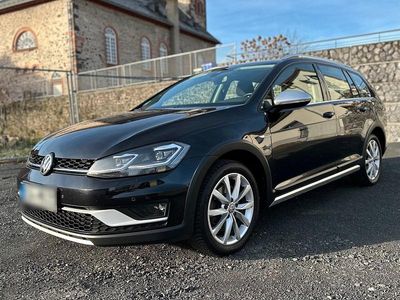 Usata VW Golf Alltrack 134 CV (98 kW) 2018 Nero Station wagon
