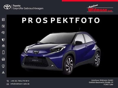Neu Toyota Aygo X 72 PS (52 kW) 2025 Chilired / dach nightskyblack SUV