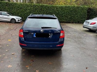 Gebraucht Skoda Octavia 150 PS (110 kW) 2016 Blau Kleinwagen