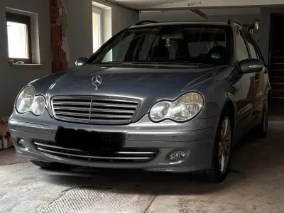 Gebraucht Mercedes C230 Classic 192 PS (141 kW) 2005 Grau Kombi
