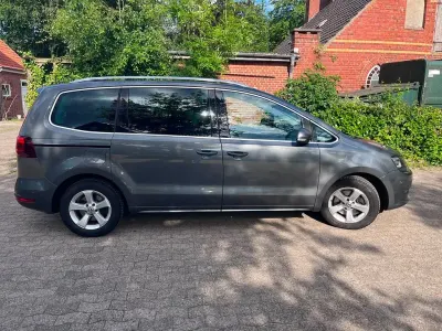 Gebraucht VW Sharan Allstar 150 PS (110 kW) 2016 Grau Van / Kleinbus