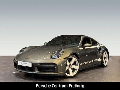 Gruen Gebraucht 2025 Porsche 911 Turbo Coupé | 279.890 €