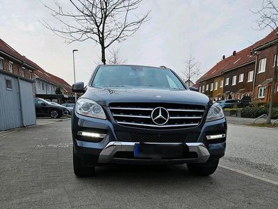Gebraucht Mercedes ML350 258 PS (189 kW) 2013 Andere farben SUV