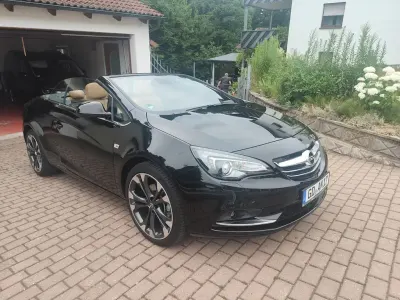 Gebraucht Opel Cascada Innovation 140 PS (102 kW) 2017 Schwarz Cabrio