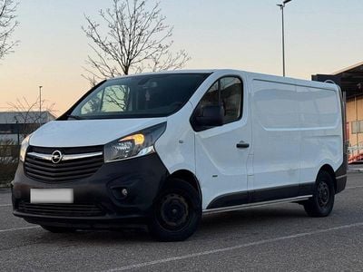 Second-hand Opel Vivaro 140 CP (102 kW) 2016 Alb Monovolum