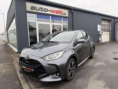 Neu Toyota Yaris Hybrid Comfort 116 PS (85 kW) 2026 Marlingrau metallic Kleinwagen