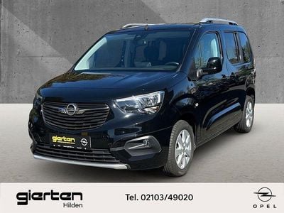 Second-hand Opel Combo Life Innovation 131 CP (96 kW) 2021 Negru Monovolum