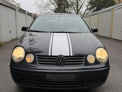 Usata VW Polo Cricket 75 CV (55 kW) 2004 Nero Utilitaria