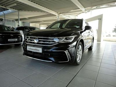 Gebraucht VW Tiguan R-line 150 PS (110 kW) 2022 Deep black perleffekt SUV