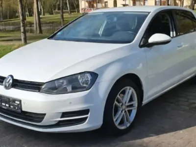 Second-hand VW Golf VII Comfortline 86 CP (63 kW) 2013 Alb Berlinǎ