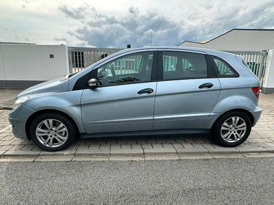 Mercedes B180