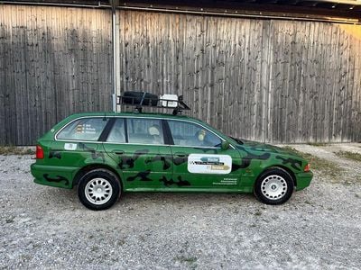 BMW 528