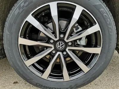 Neu VW Multivan Comfortline 245 PS (180 kW) 2026 Deep black perleffekt Van / Kleinbus