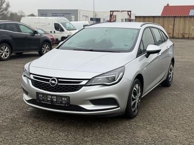 Gebraucht Opel Astra Edition 136 PS (100 kW) 2017 Silber Kombi
