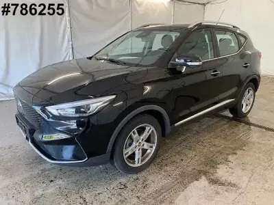 Gebraucht MG ZS Luxury 114 kW (156 PS) 2022 Schwarz metallic SUV