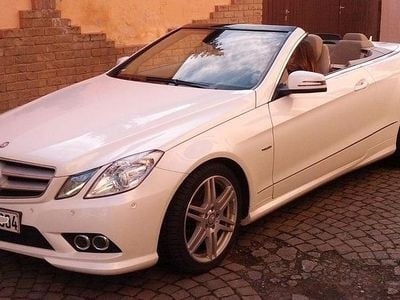 Usata Mercedes E350 Avantgarde 231 CV (169 kW) 2011 Bianco Cabrio
