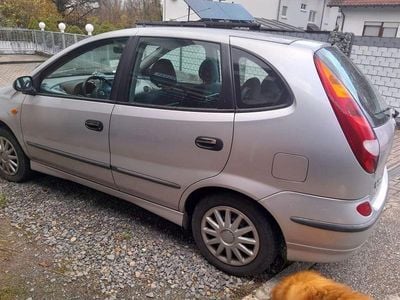 Grau Gebraucht 2005 Nissan Almera Tino Tekna Van / Kleinbus | 1.650 € (Guter Preis)