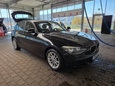 Gebraucht BMW 114 102 PS (75 kW) 2012 Schwarz Kleinwagen