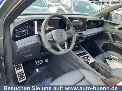 Cipressino grün metallic Neu 2025 VW Tiguan R-line SUV | 57.995 € (Fairer Preis)