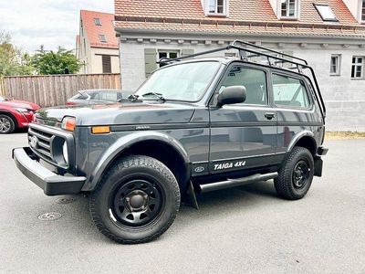Lada Urban