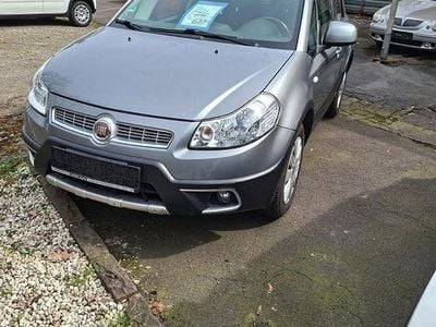 Gebraucht Fiat Sedici Emotion 120 PS (88 kW) 2011 Grau SUV