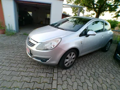 Gebraucht Opel Corsa Edition 90 PS (66 kW) 2010 Grau Kleinwagen