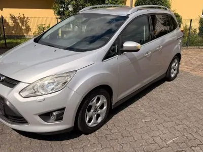 Gebraucht Ford Grand C-Max Trend 125 PS (91 kW) 2011 Silber Van / Kleinbus