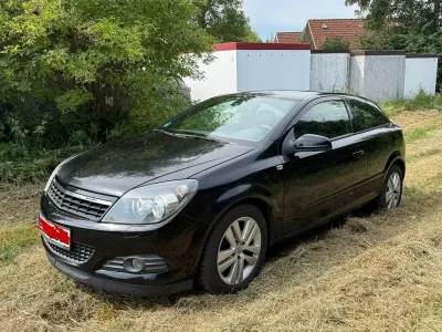Gebraucht Opel Astra GTC Sport 105 PS (77 kW) 2007 Schwarz Coupé
