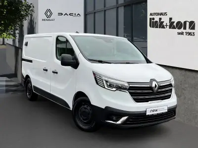 Gebraucht Renault Trafic Komfort 120 PS (88 kW) 2022 Weiß Van / Kleinbus