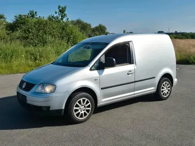 Gebraucht VW Caddy 105 PS (77 kW) 2009 Silber Van / Kleinbus