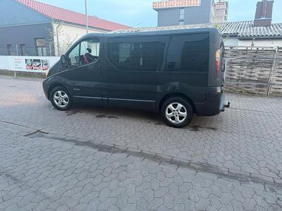 Gebraucht Renault Trafic 100 PS (73 kW) 2006 Rot Van / Kleinbus