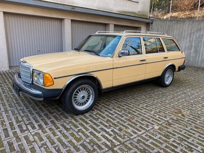 gebraucht Mercedes 300 W123 TTDT 7 SITZER KLIMA H TEMPOMAT