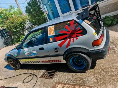 Gebraucht Honda Civic 345 PS (253 kW) 1990 Silber