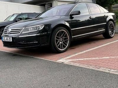 VW Phaeton