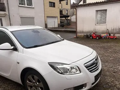 Brugt Opel Insignia 160 HK (117 kW) 2009 Hvid Stationcar