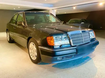 Gebraucht Mercedes 500 326 PS (239 kW) 1993 Schwarz Limousine
