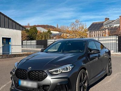 BMW M235