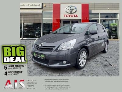 Gebraucht Toyota Verso Travel 147 PS (108 kW) 2012 Grey metallic Van / Kleinbus