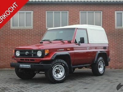 Gebraucht Toyota Land Cruiser 131 PS (96 kW) 1999 Rot SUV