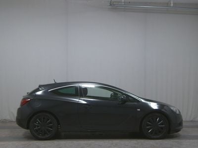 Opel Astra GTC