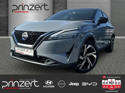 Gebraucht Nissan Qashqai Tekna+ 158 PS (116 kW) 2022 Ceramic grey p/black m SUV
