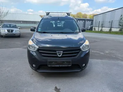 Gebraucht Dacia Dokker Lauréate 116 PS (85 kW) 2014 Grau Van / Kleinbus