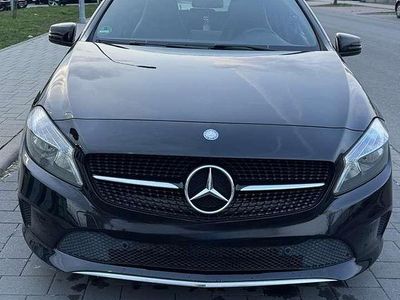 Gebraucht Mercedes A200 136 PS (100 kW) 2016 Limousine